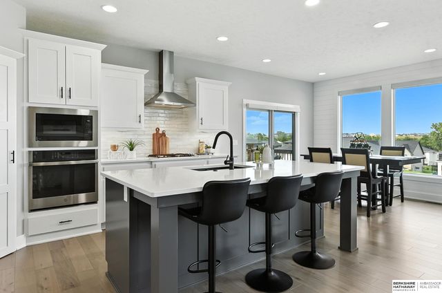 19014 Acorn Drive, Gretna, NE 68028