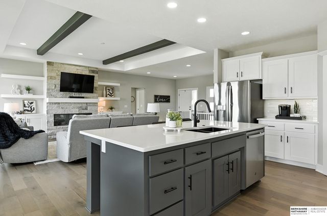 19014 Acorn Drive, Gretna, NE 68028