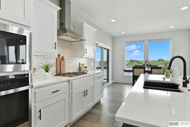 19014 Acorn Drive, Gretna, NE 68028