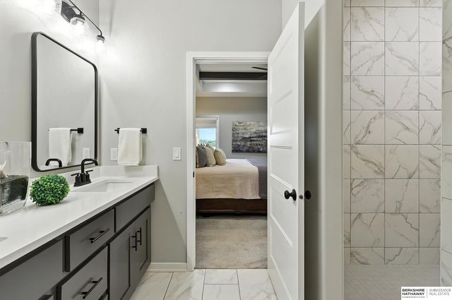 19014 Acorn Drive, Gretna, NE 68028