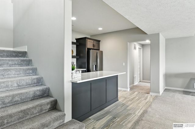 19014 Acorn Drive, Gretna, NE 68028