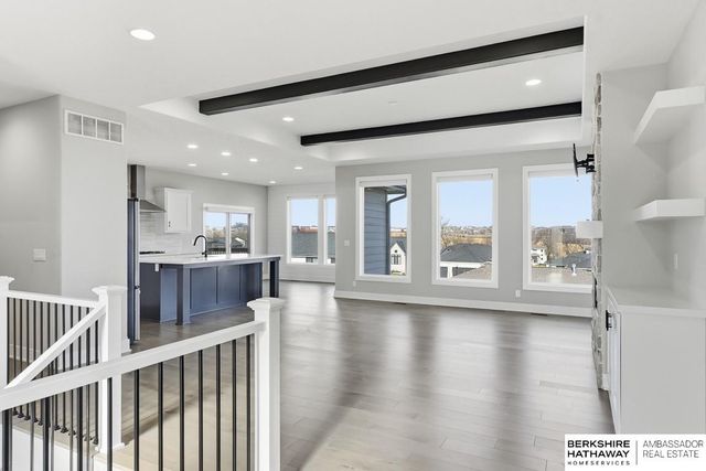 19014 Acorn Drive, Gretna, NE 68028