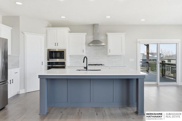 19014 Acorn Drive, Gretna, NE 68028