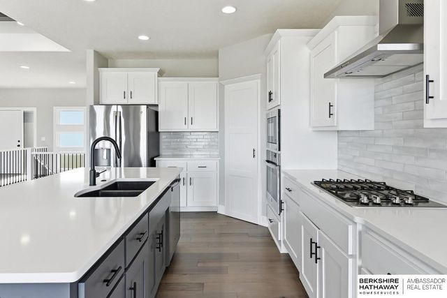 19014 Acorn Drive, Gretna, NE 68028