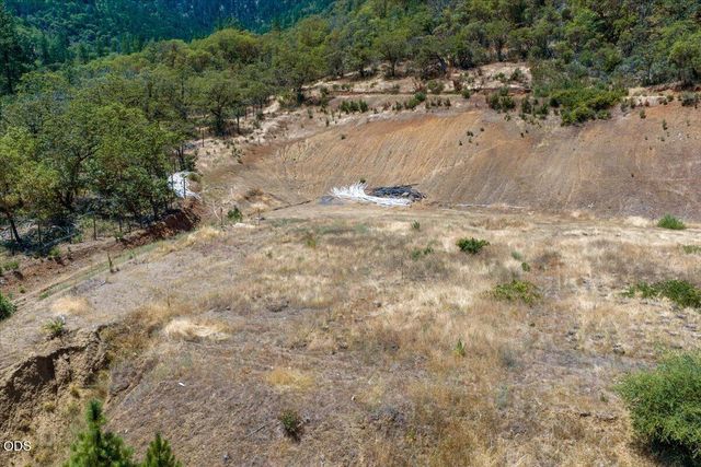 2350 Galls Creek Road, Gold Hill, OR 97525