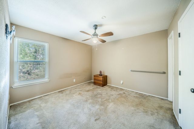 5211 Laurie Drive, Mineral Wells, TX 76067