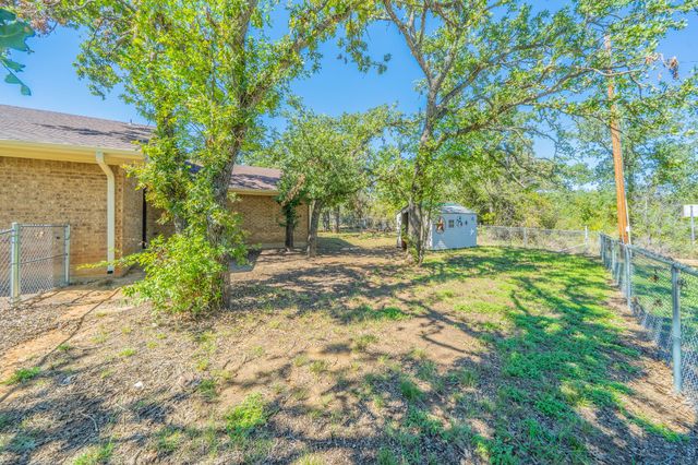 5211 Laurie Drive, Mineral Wells, TX 76067