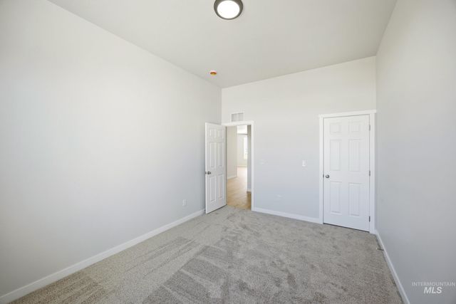 4595 S Amsterdam Ave, Nampa, ID 83686