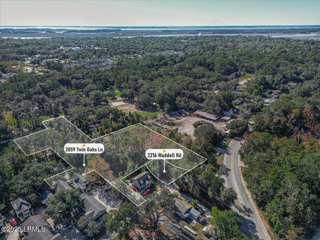 2509 Twin Oaks Lane, Port Royal, SC 29935