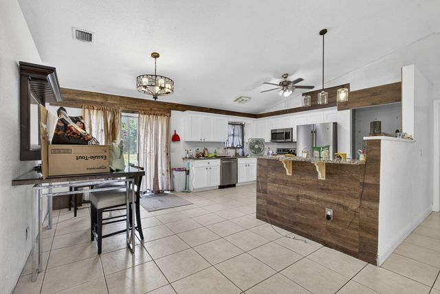 17851 62nd Road N, Loxahatchee, FL 33470