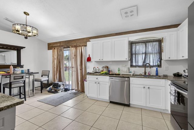 17851 62nd Road N, Loxahatchee, FL 33470