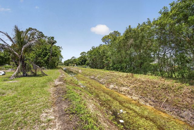 17851 62nd Road N, Loxahatchee, FL 33470