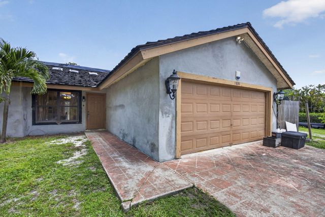 17851 62nd Road N, Loxahatchee, FL 33470