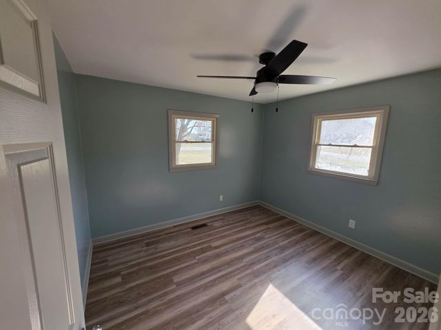 5285 E Holly Grove Road 43, Thomasville, NC 27360