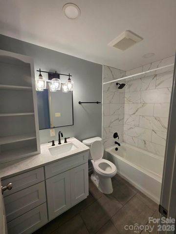 5285 E Holly Grove Road 43, Thomasville, NC 27360