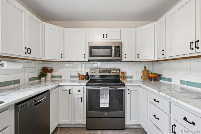 2747 S Argonne Street, Aurora, CO 80013