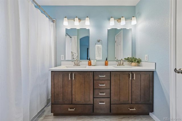 2747 S Argonne Street, Aurora, CO 80013