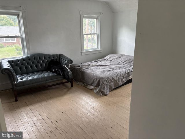 518 ASHLAND AVE, Magnolia, NJ 08049