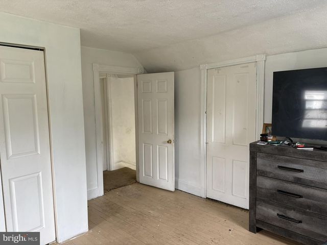 518 ASHLAND AVE, Magnolia, NJ 08049