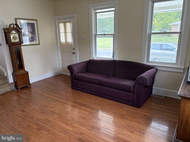 518 ASHLAND AVE, Magnolia, NJ 08049