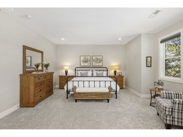 14647 Nw FRICKE Ln, Portland, OR 97229