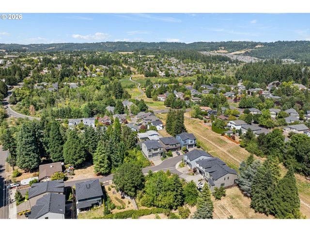 14647 Nw FRICKE Ln, Portland, OR 97229