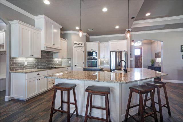 114 Summer Stone Court, Weatherford, TX 76087