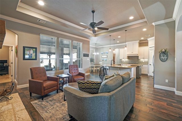114 Summer Stone Court, Weatherford, TX 76087