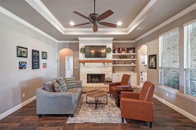 114 Summer Stone Court, Weatherford, TX 76087