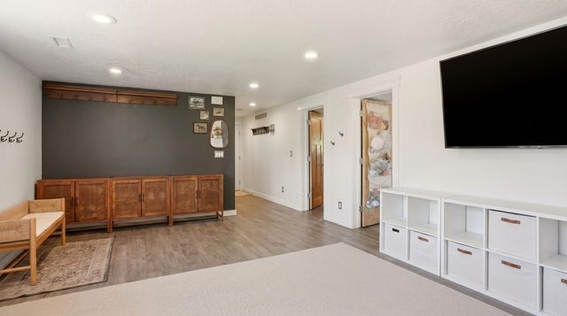6819 S South Meadows Rd, Spokane, WA 99223