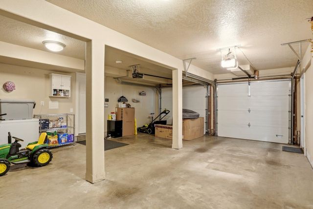 6819 S South Meadows Rd, Spokane, WA 99223