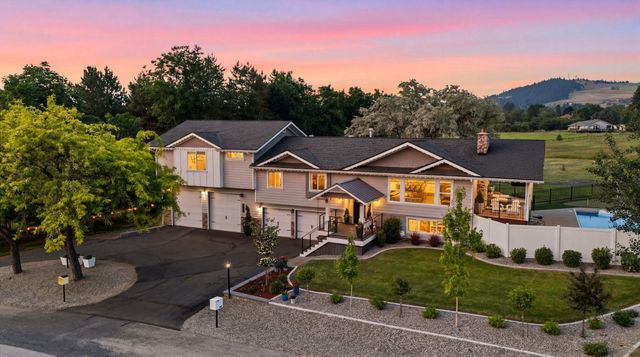 6819 S South Meadows Rd, Spokane, WA 99223