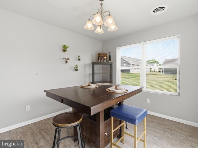 220 BENEDICT AVE, Chambersburg, PA 17201
