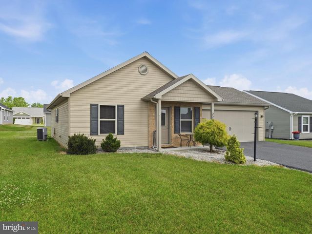 220 BENEDICT AVE, Chambersburg, PA 17201