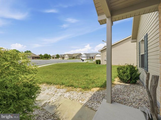 220 BENEDICT AVE, Chambersburg, PA 17201