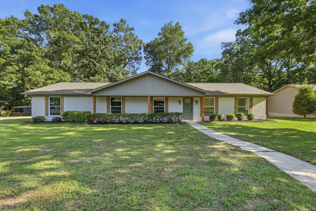 216 Todd Lane, Bryant, AR 72022
