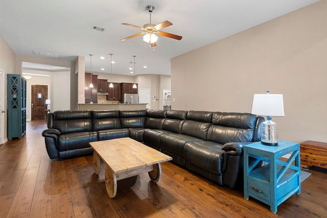 349 Enchanted Woods TRL, Buda, TX 78610