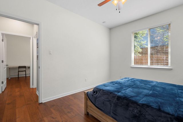 349 Enchanted Woods TRL, Buda, TX 78610