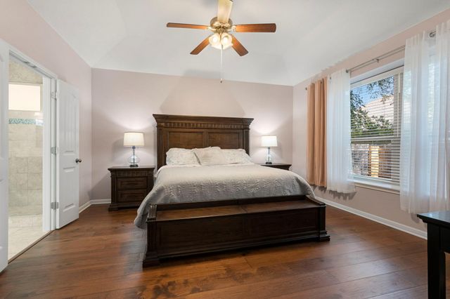 349 Enchanted Woods TRL, Buda, TX 78610