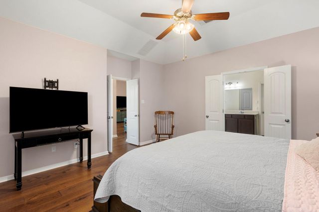 349 Enchanted Woods TRL, Buda, TX 78610