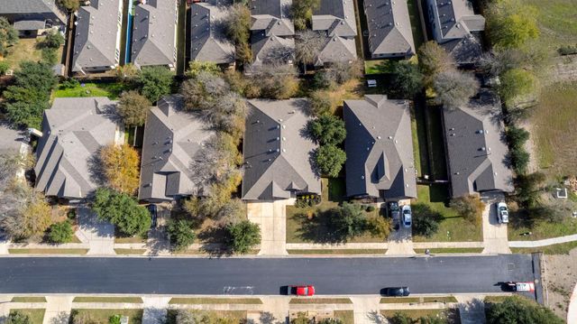 349 Enchanted Woods TRL, Buda, TX 78610