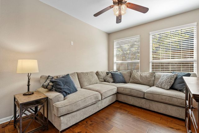 349 Enchanted Woods TRL, Buda, TX 78610