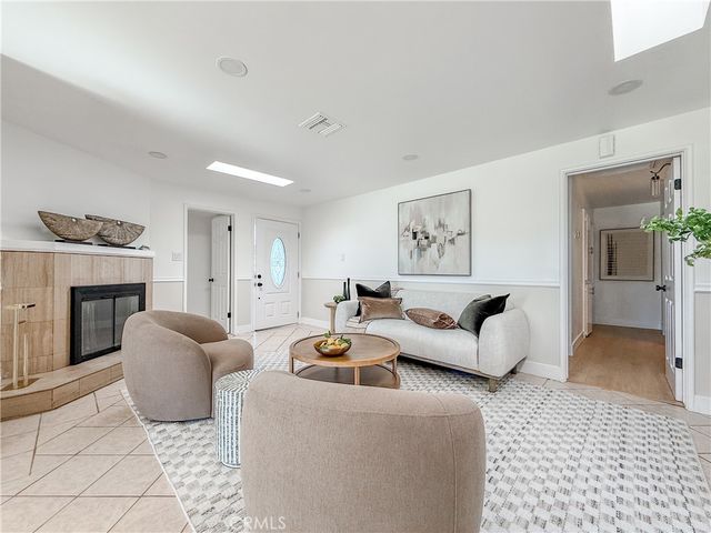 18002 E Fondale, Azusa, CA 91702