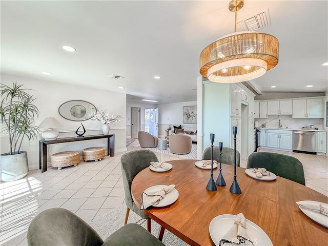 18002 E Fondale, Azusa, CA 91702