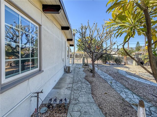 18002 E Fondale, Azusa, CA 91702