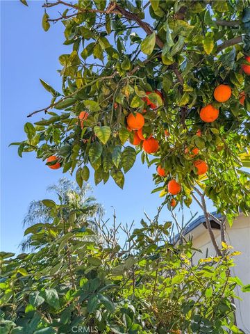 18002 E Fondale, Azusa, CA 91702