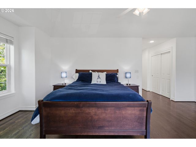 2533 Nw STIMPSON Ln, Portland, OR 97229