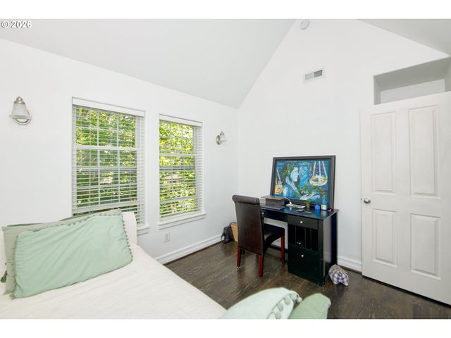 2533 Nw STIMPSON Ln, Portland, OR 97229