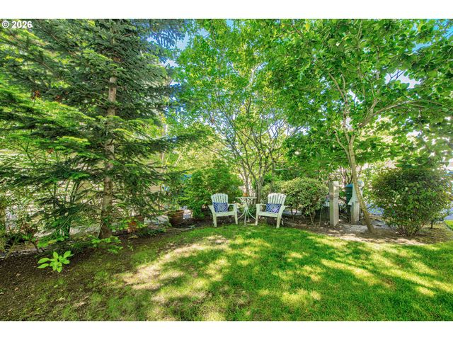 2533 Nw STIMPSON Ln, Portland, OR 97229