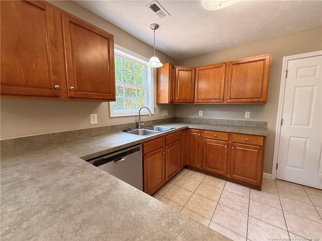 42 Grayson Place, Sanford, NC 27332